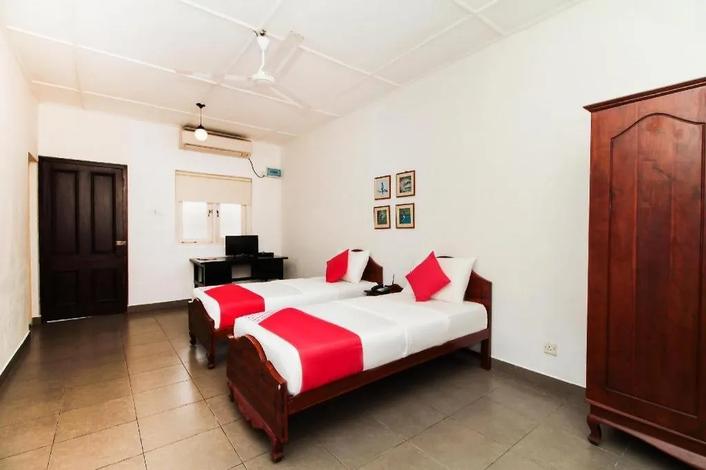 Oyo 228 Sea View Hotel Colombo