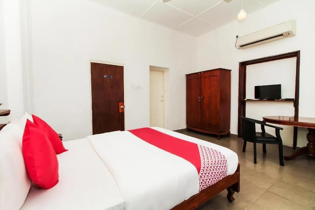 Oyo 228 Sea View Hotel Colombo